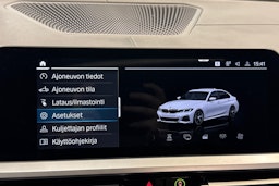 valkoinen BMW 330 2020 kuva 23.