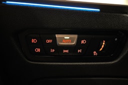 valkoinen BMW 330 2020 kuva 24.