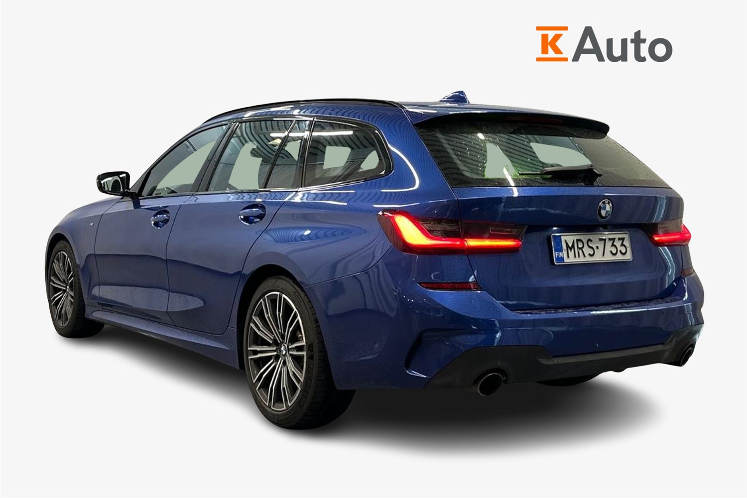 BMW 330 2020, photo 2/3