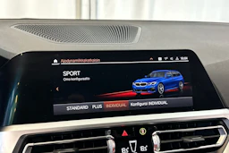 sininen BMW 330 2020 kuva 27.