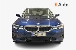 Sininen BMW 330 2020 kuva 5.
