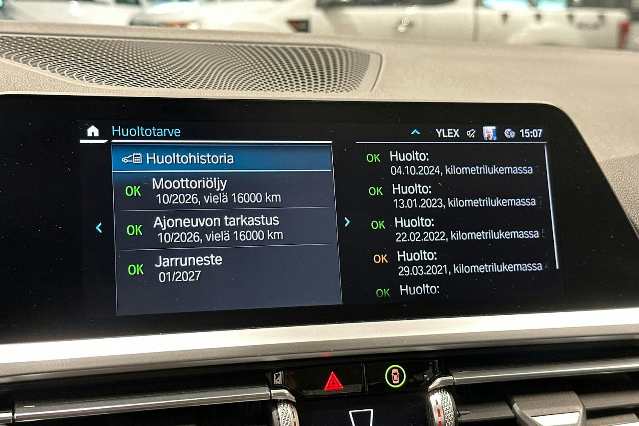 Sininen BMW 330 2020 kuva 26.