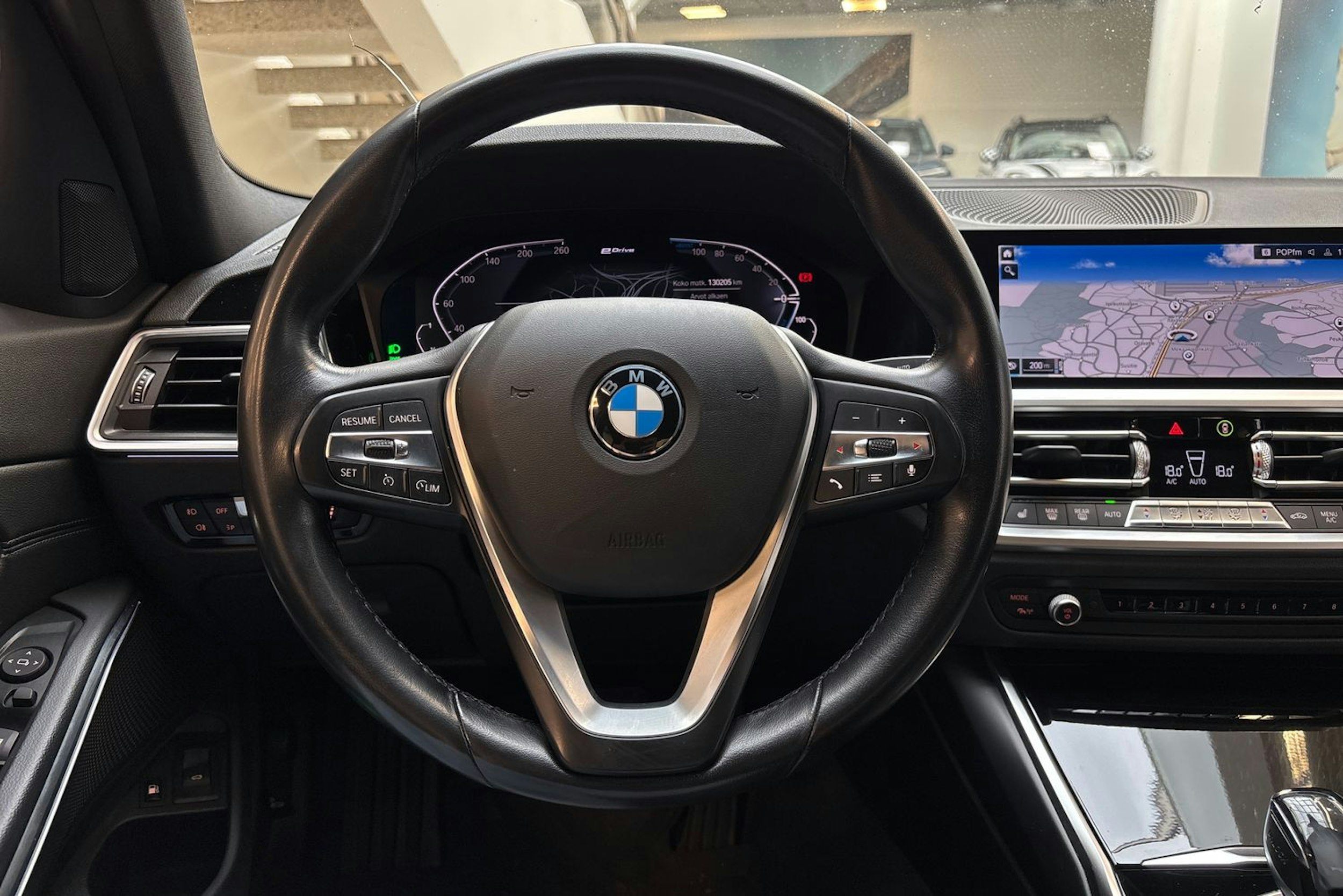 harmaa BMW 330 2020 kuva 20.