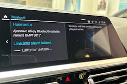 harmaa BMW 330 2020 kuva 27.