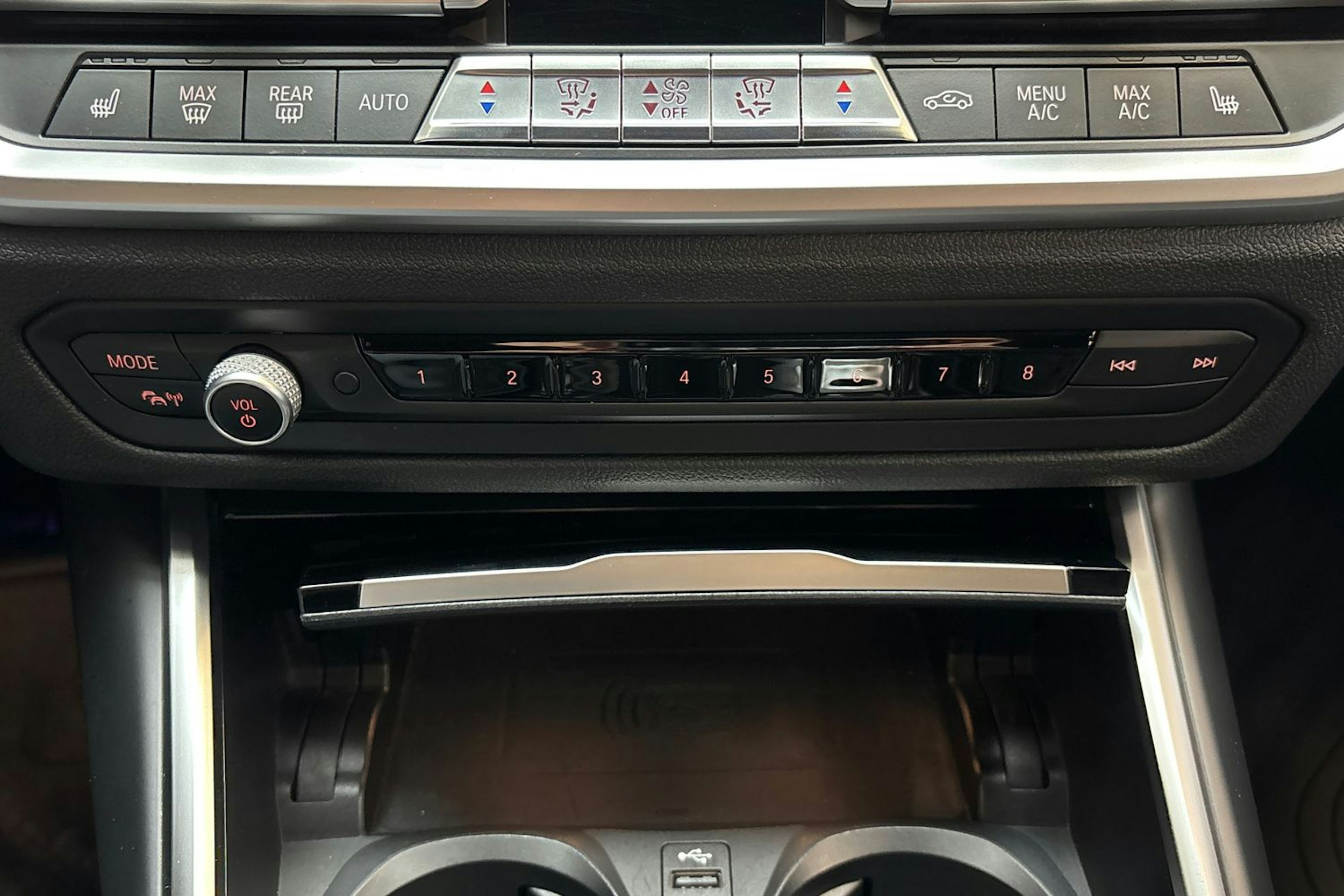 harmaa BMW 330 2020 kuva 28.