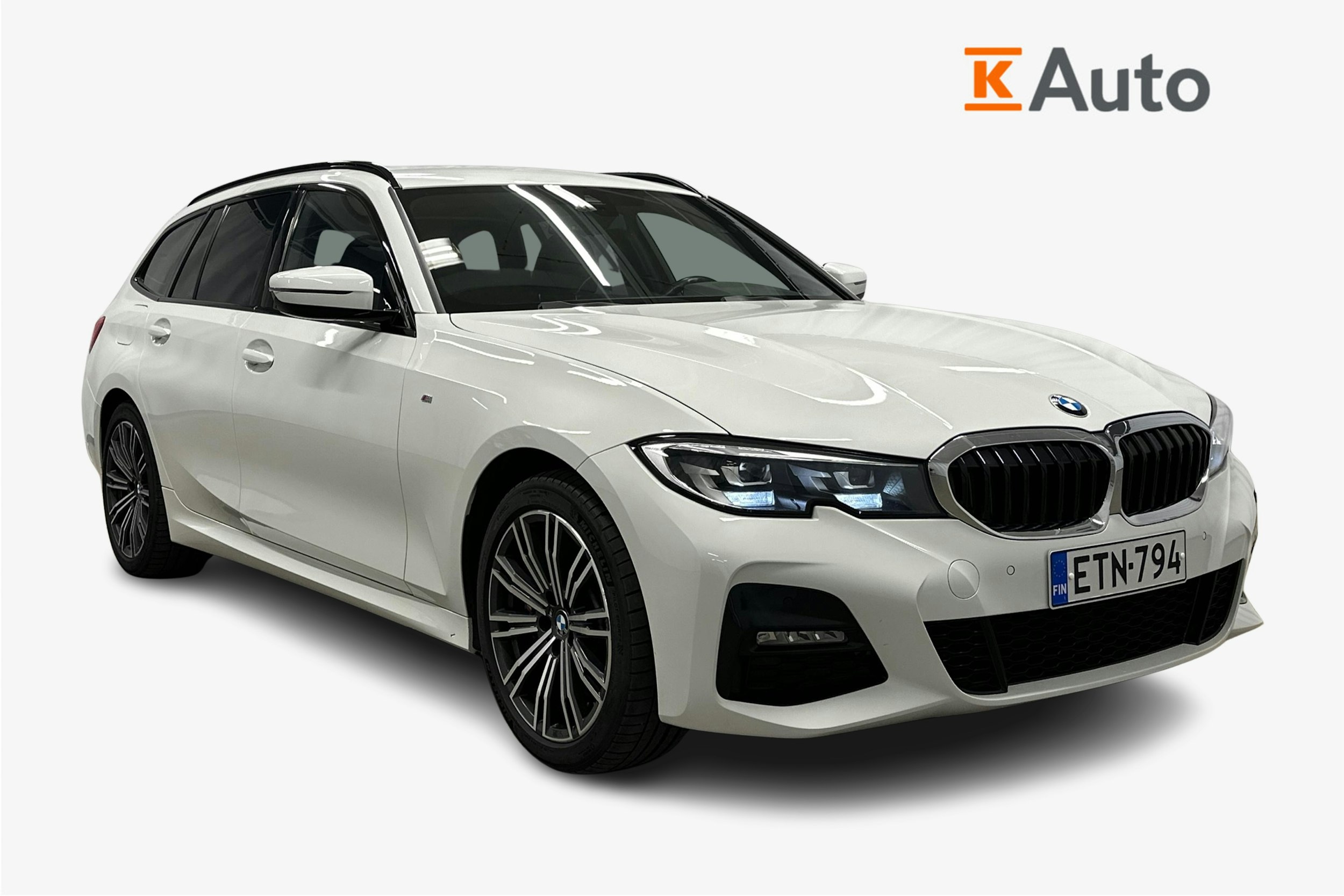 BMW 330
