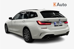 valkoinen BMW 330 2021 kuva 2.