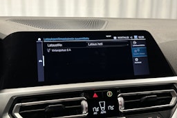 valkoinen BMW 330 2021 kuva 27.