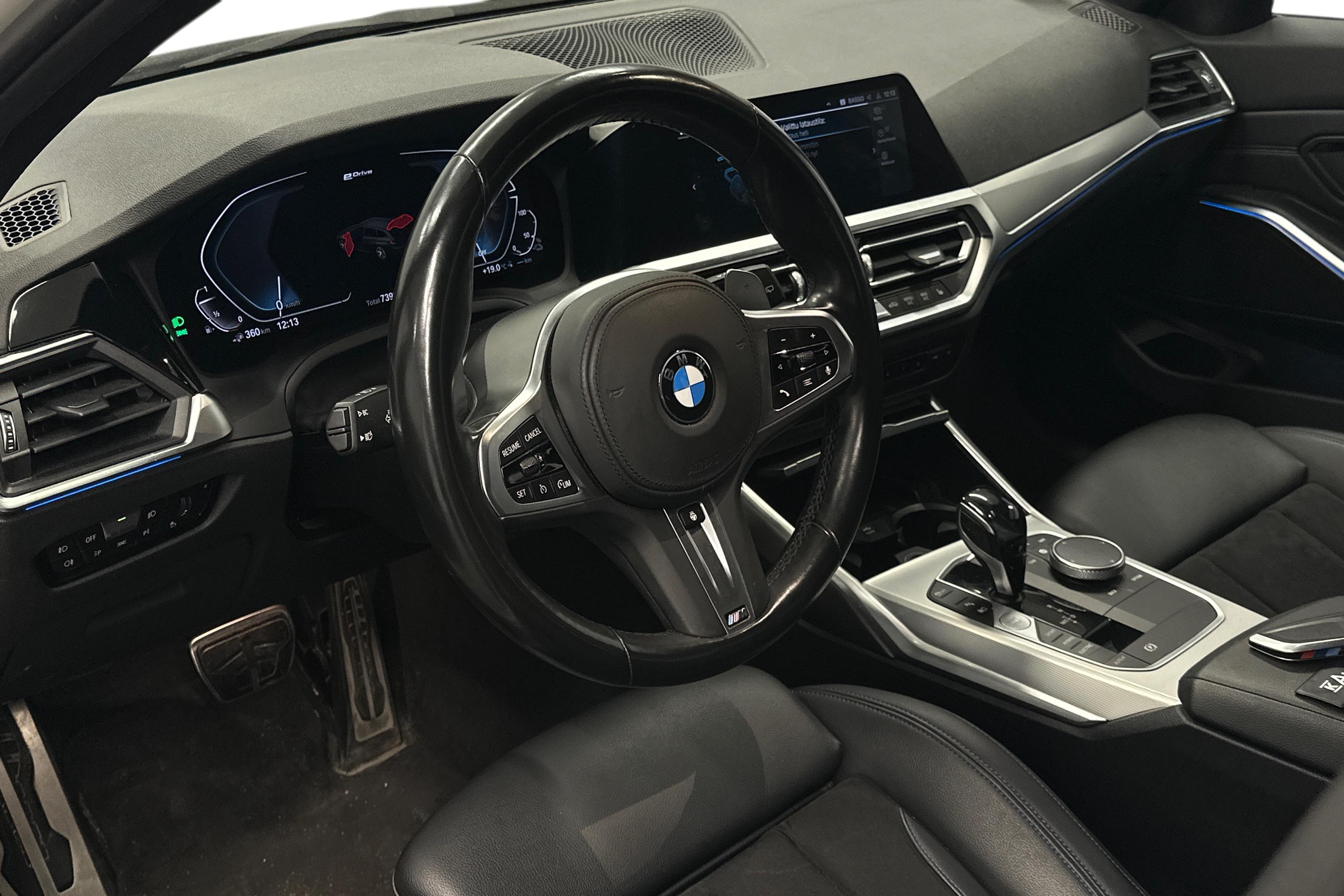 BMW 330 2021, kuva 6/27
