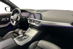 oranssi BMW 330 2021 kuva 7.