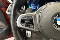 oranssi BMW 330 2021 kuva 17.