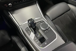 oranssi BMW 330 2021 kuva 24.