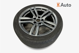 Harmaa BMW 330 2021 kuva 11.