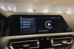 Harmaa BMW 330 2021 kuva 20.