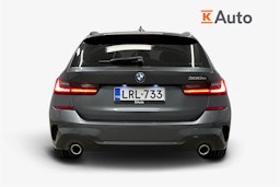 harmaa BMW 330 2021 kuva 3.