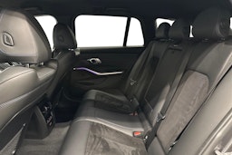 harmaa BMW 330 2021 kuva 8.