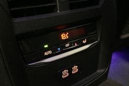 harmaa BMW 330 2021 kuva 13.