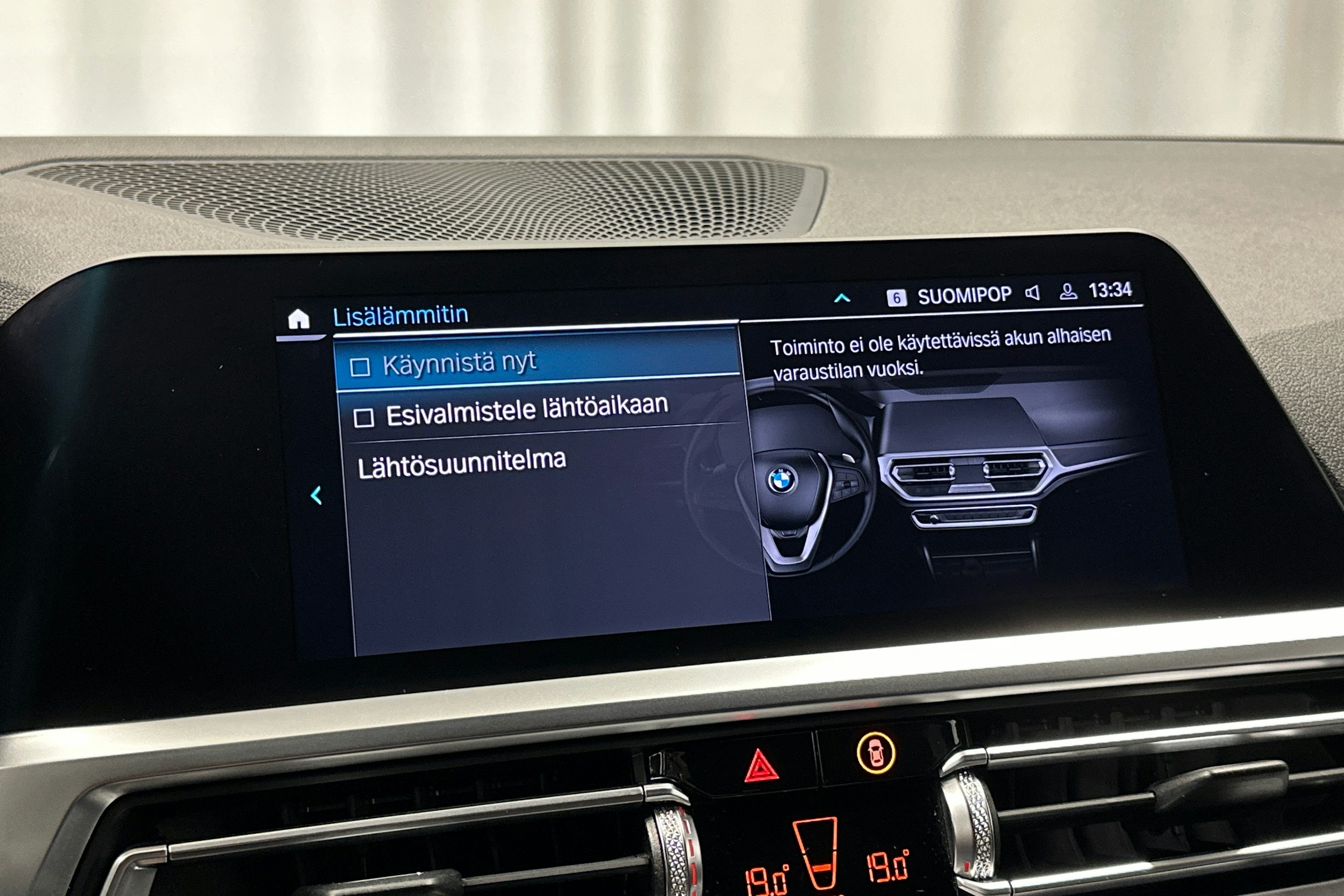 harmaa BMW 330 2021 kuva 25.
