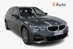 harmaa BMW 330 2021 kuva 1.