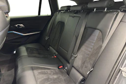 harmaa BMW 330 2021 kuva 8.
