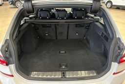 valkoinen BMW 330 2021 kuva 30.