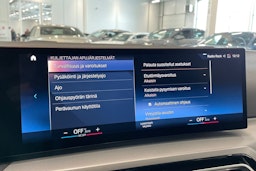 valkoinen BMW 330 2022 kuva 29.