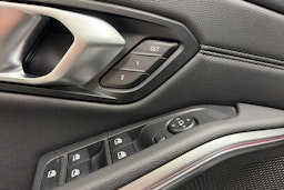 harmaa BMW 330 2022 kuva 21.