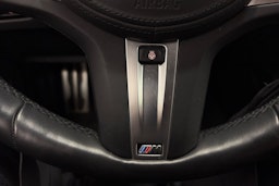 harmaa BMW 330 2022 kuva 27.