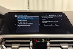 harmaa BMW 330 2022 kuva 31.