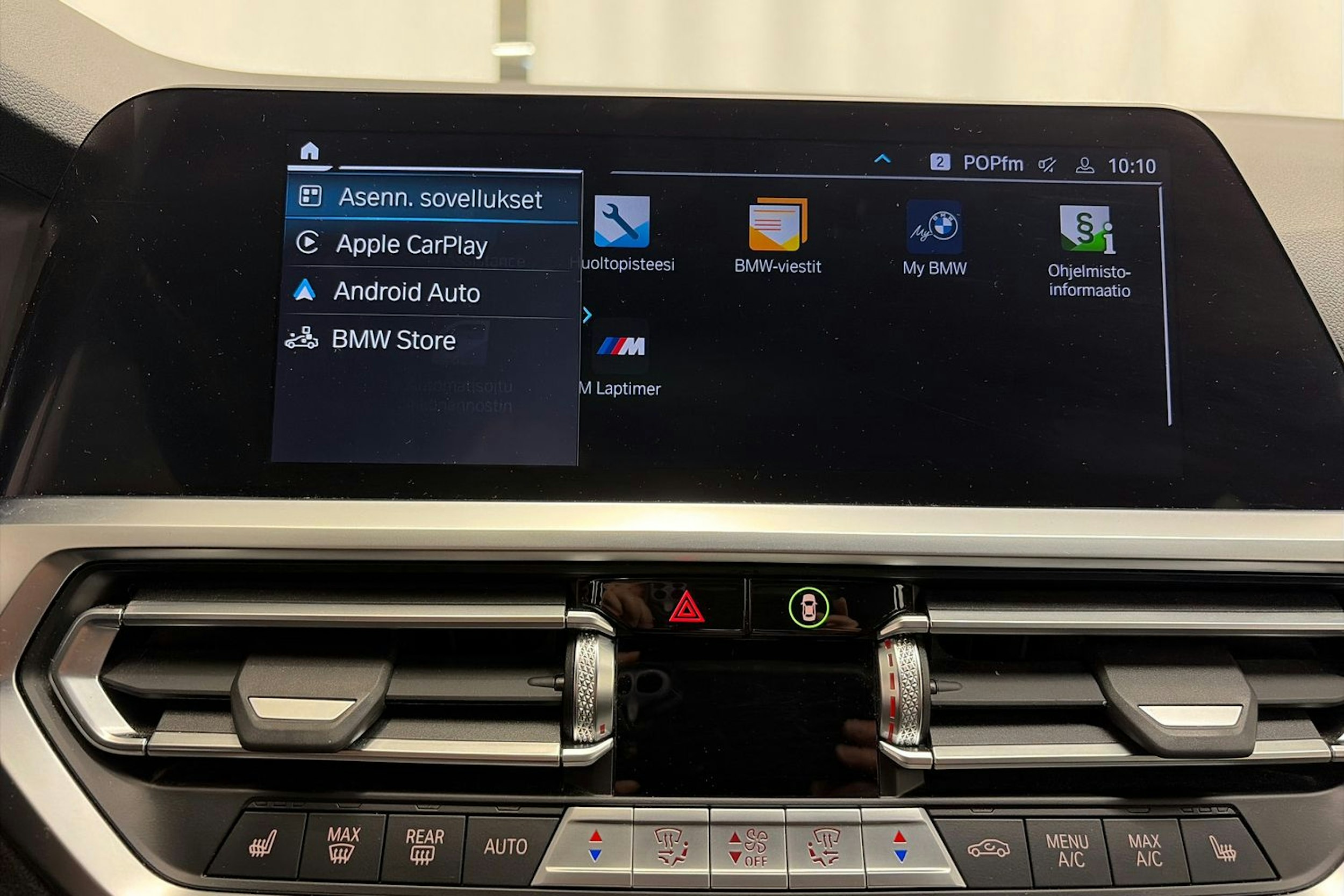 harmaa BMW 330 2022 kuva 32.