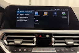 harmaa BMW 330 2022 kuva 32.