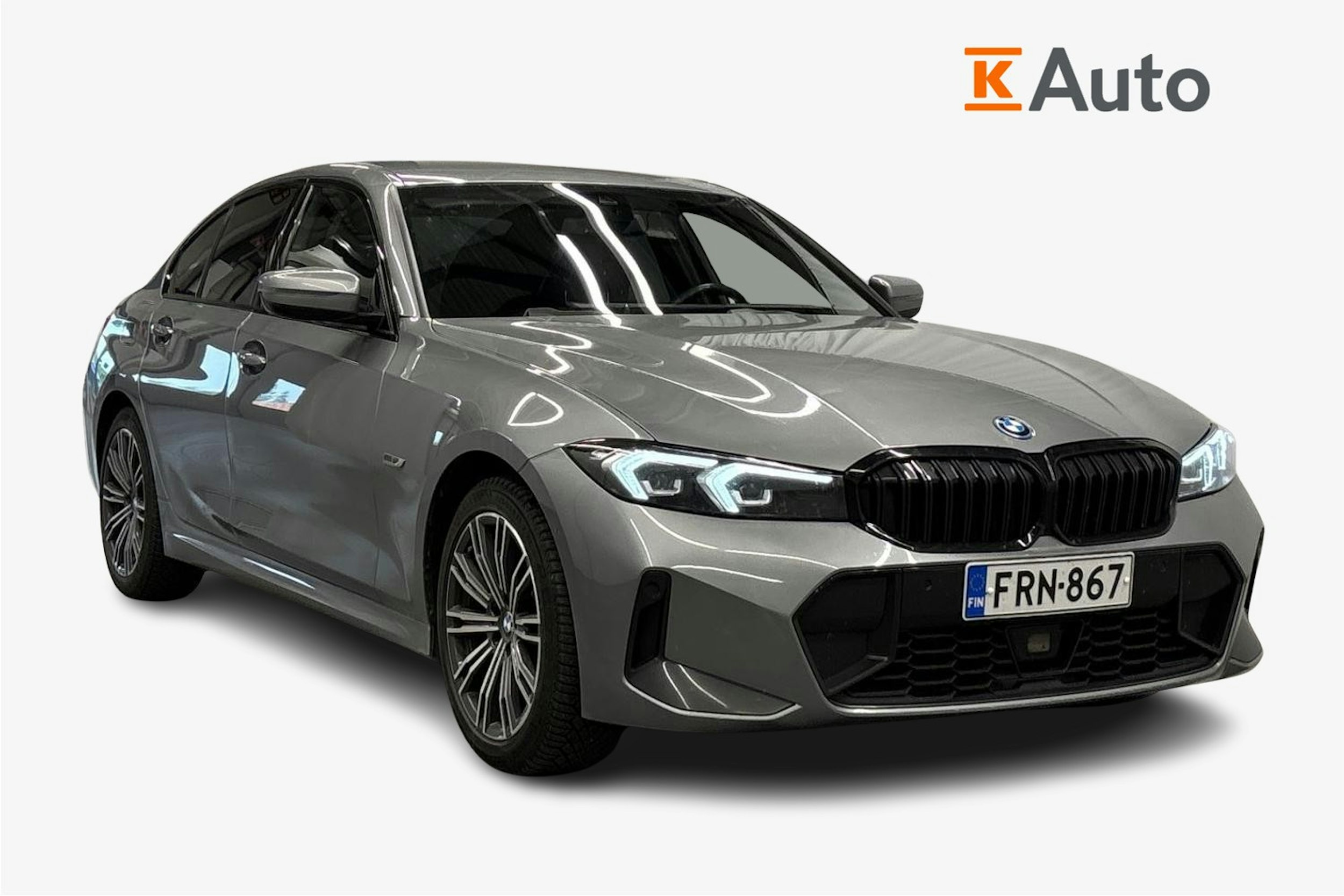 BMW 330