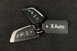 valkoinen BMW 330 2023 kuva 28.