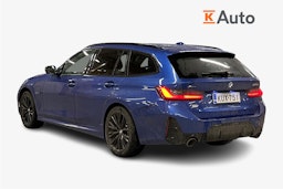 Sininen BMW 330 2023 kuva 2.