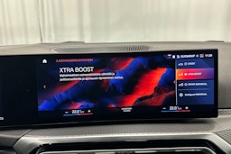 Sininen BMW 330 2023 kuva 24.