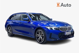 sininen BMW 330 2023 kuva 1.