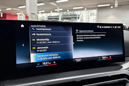 Sininen BMW 330 2023 kuva 18.