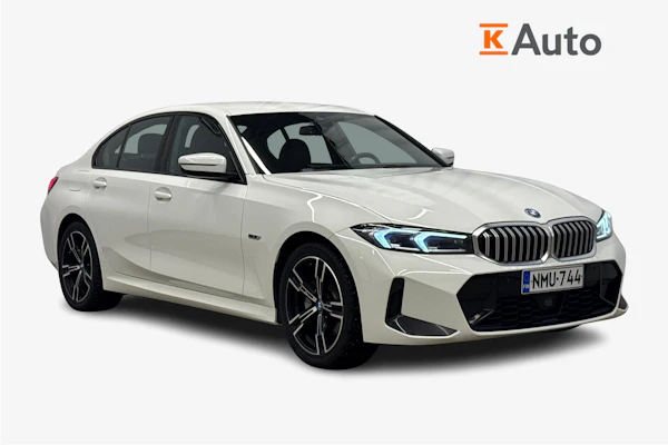 BMW 330 G20 Sedan 330e A Charged Edition M Sport