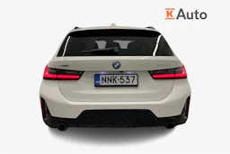 valkoinen BMW 330 2023 kuva 3.