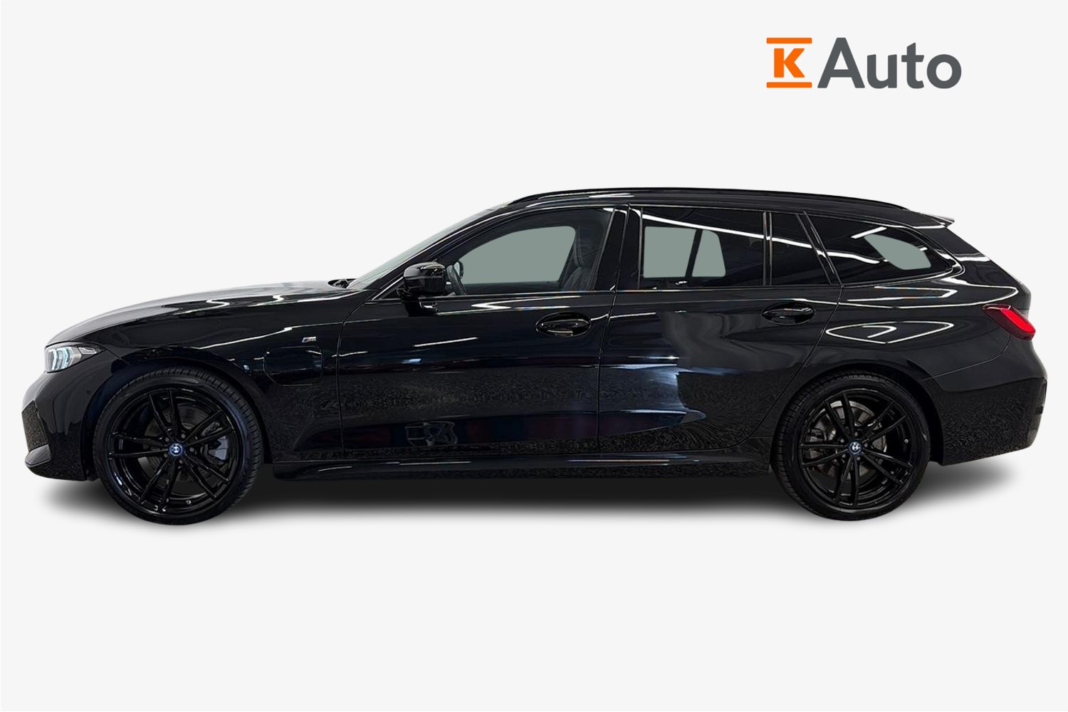 BMW 330 2024, kuva 5/30