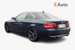 sininen BMW 335 2006 kuva 2.