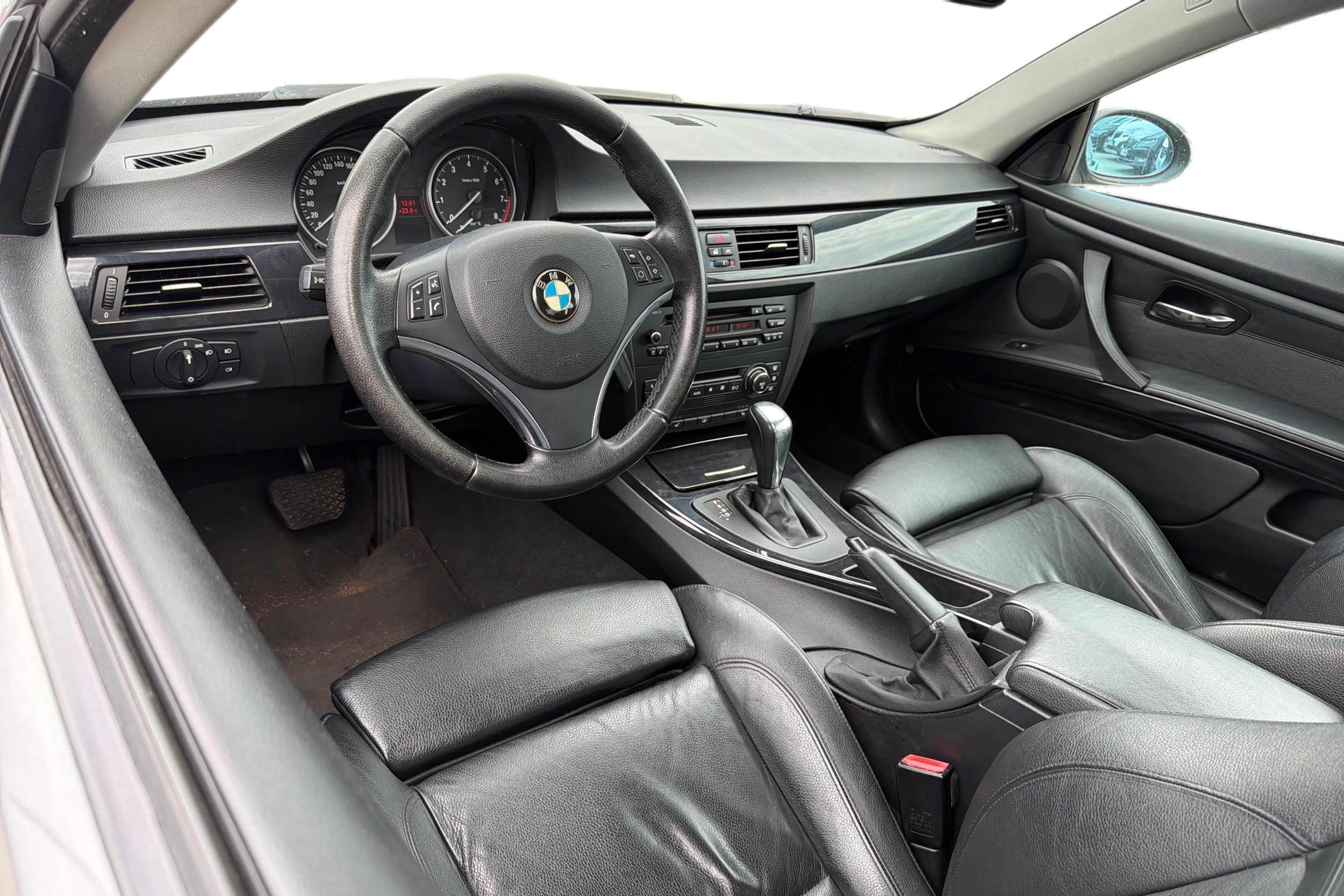 BMW 335 2007 kuva 3.