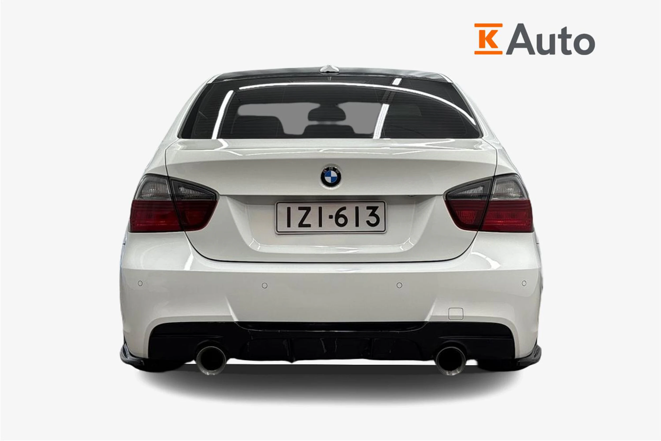 valkoinen BMW 335 2007 kuva 3.