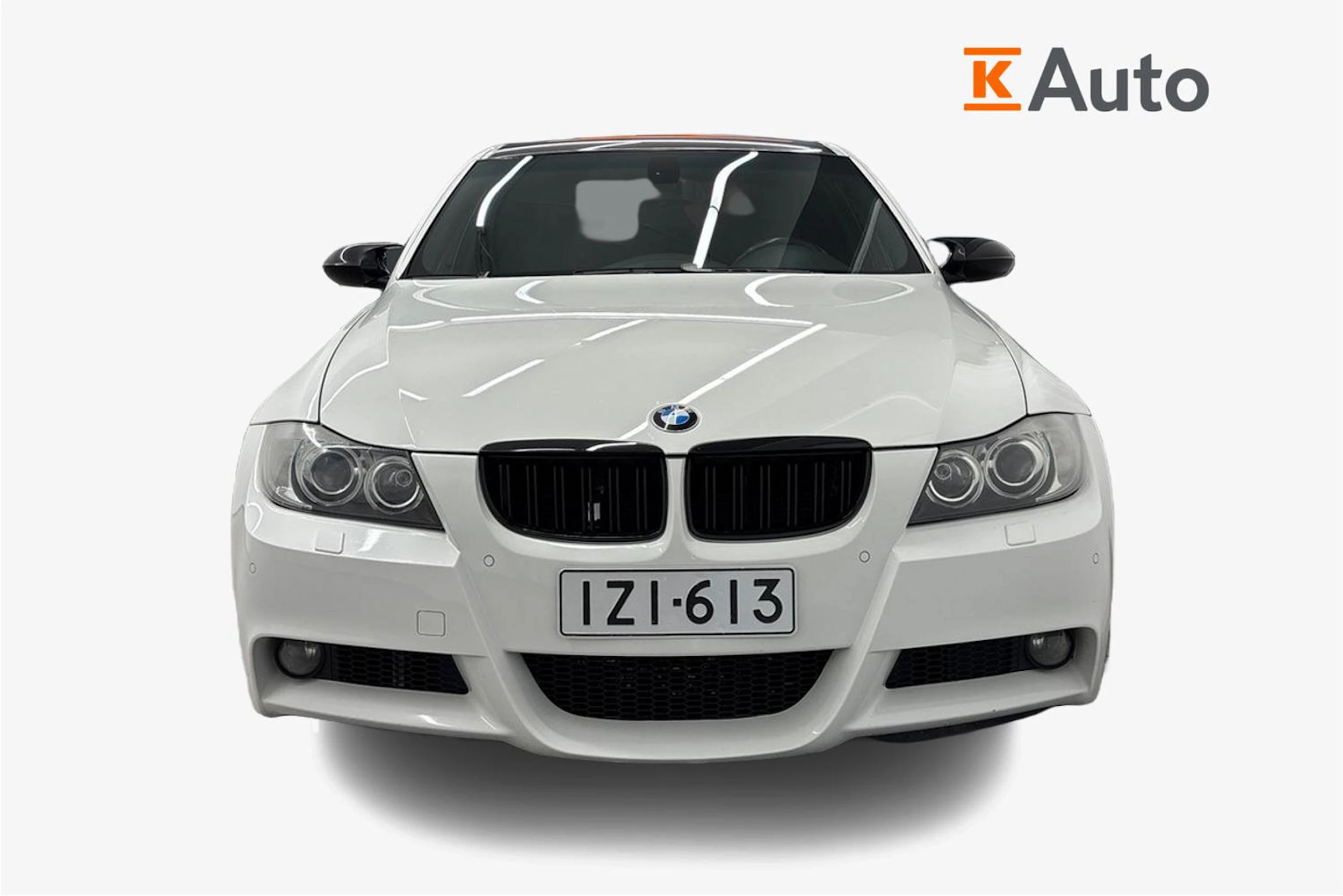 valkoinen BMW 335 2007 kuva 4.