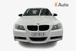 valkoinen BMW 335 2007 kuva 4.