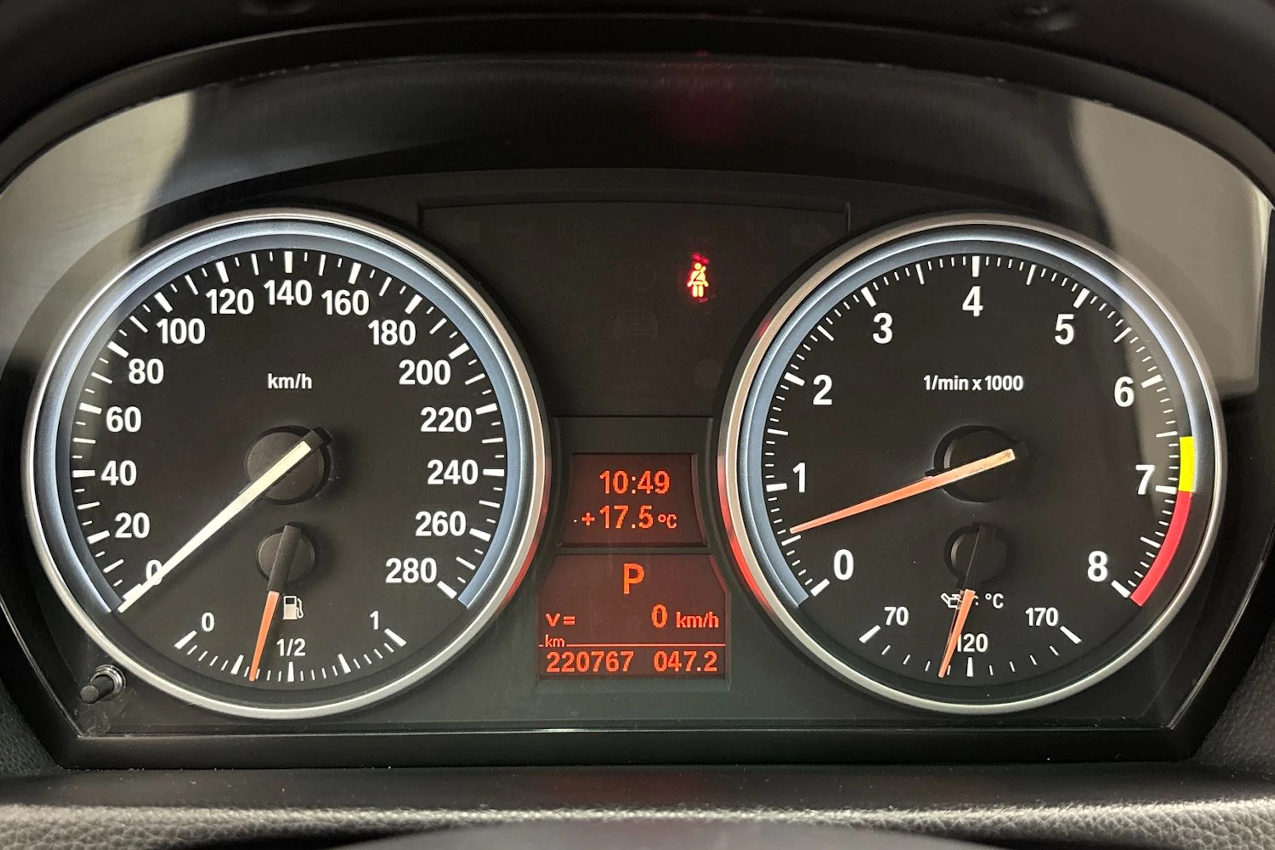 valkoinen BMW 335 2007 kuva 17.