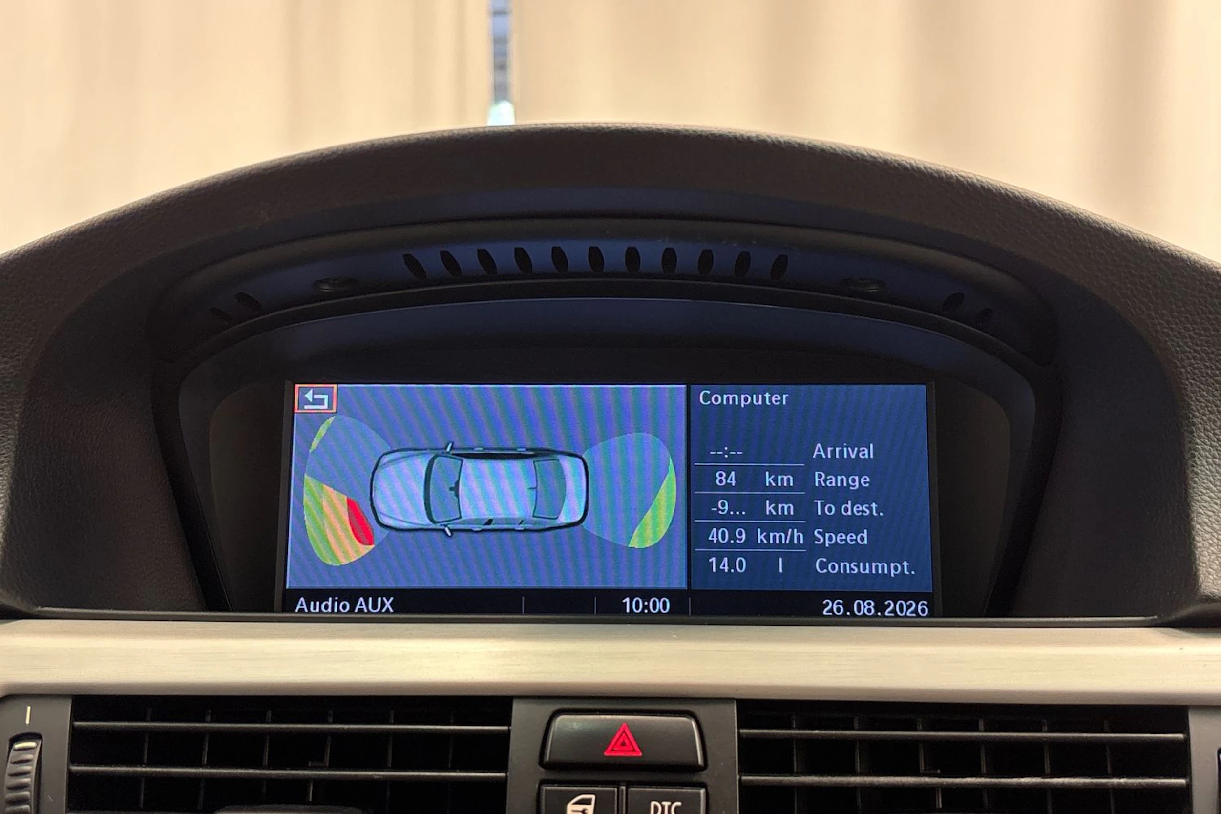 valkoinen BMW 335 2007 kuva 19.
