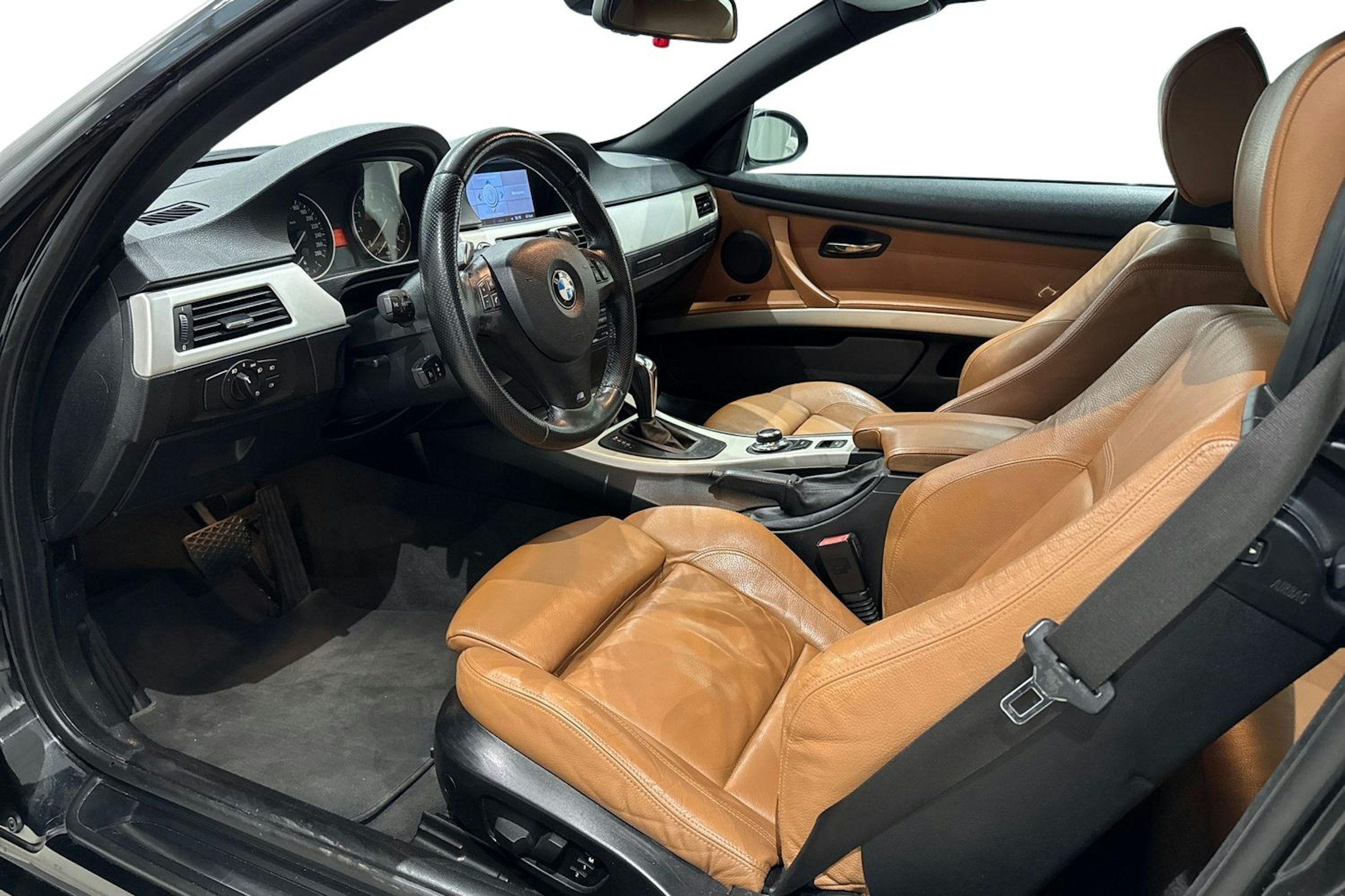 musta BMW 335 2008 kuva 7.