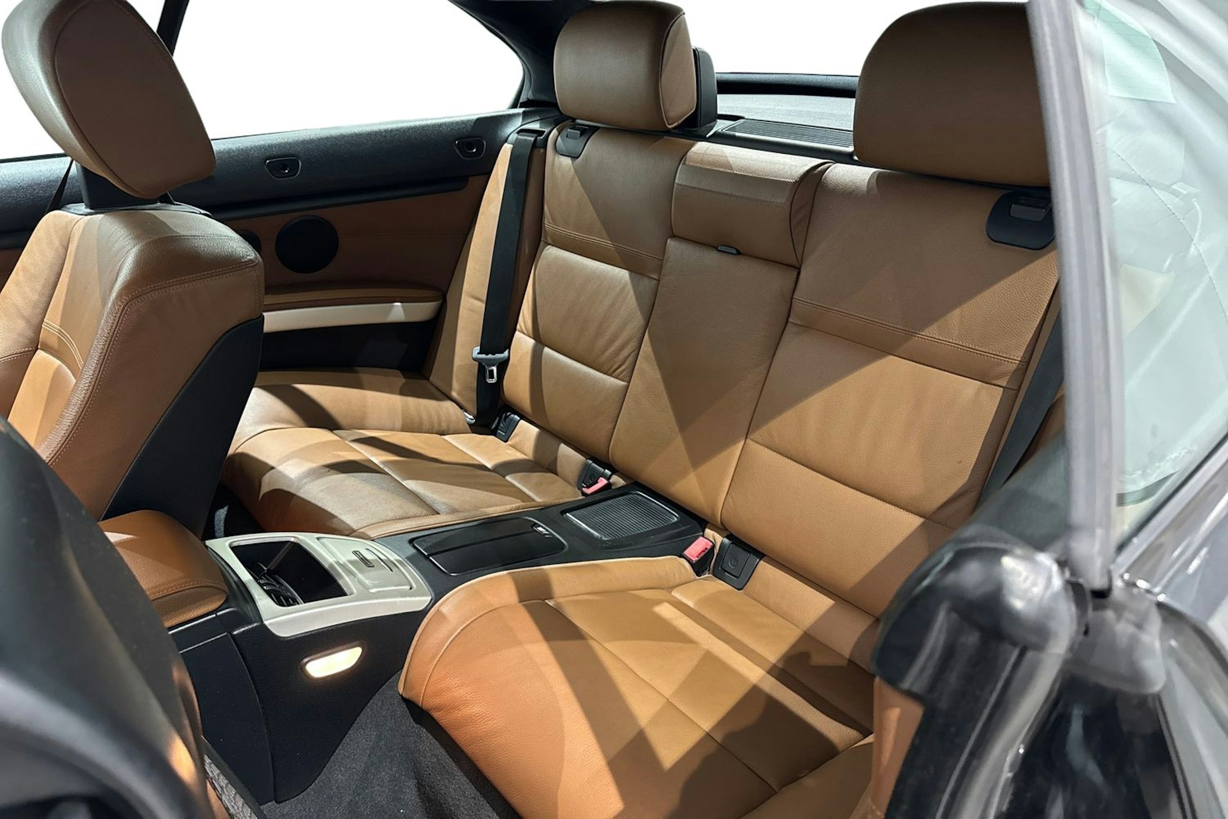 musta BMW 335 2008 kuva 10.