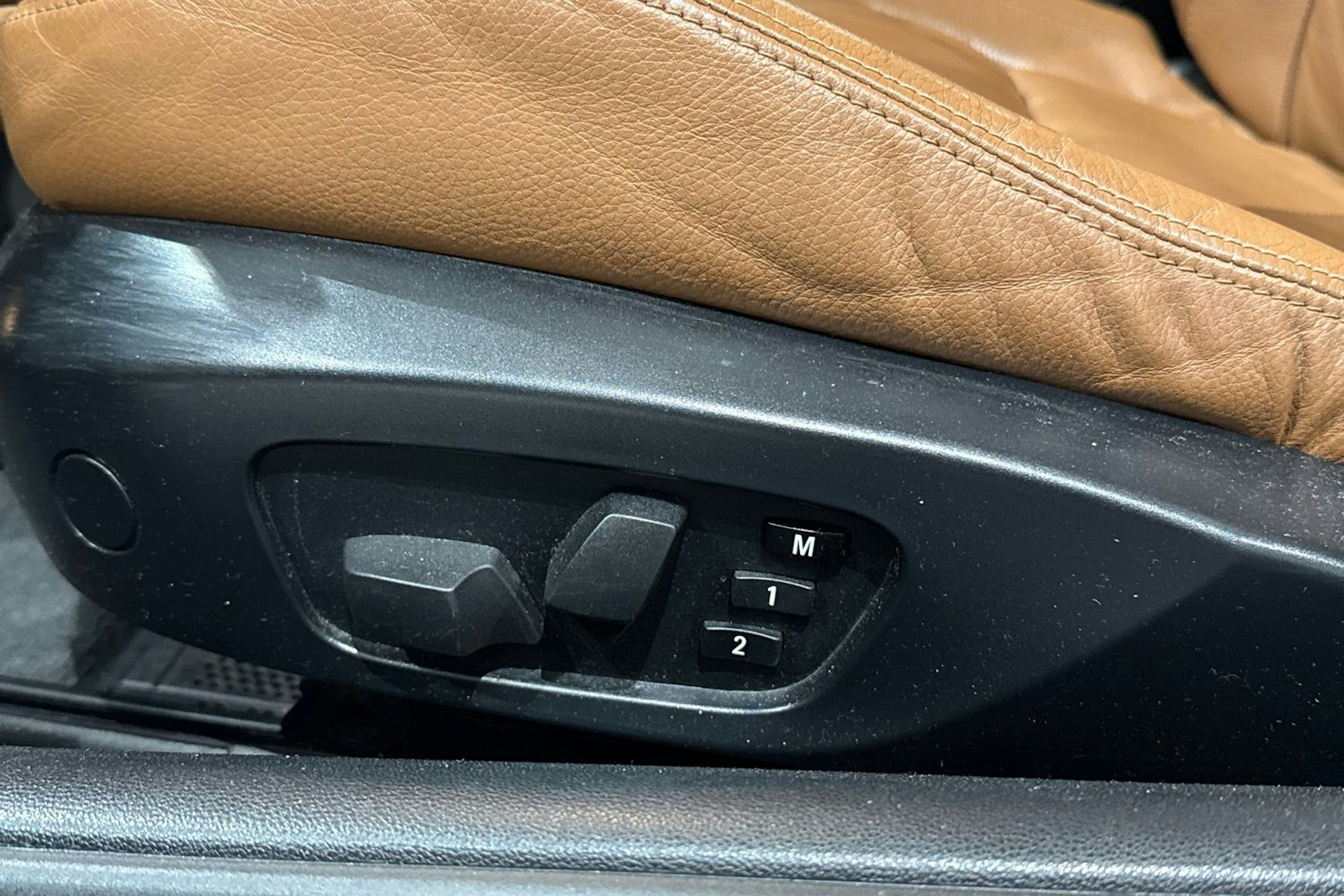 musta BMW 335 2008 kuva 15.